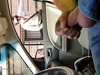 Пухлая секс кино ретро цыпочка наслаждается большим членом